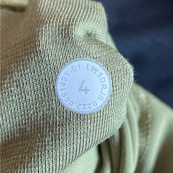 Lululemon align pant 25” - Picture 4 of 4